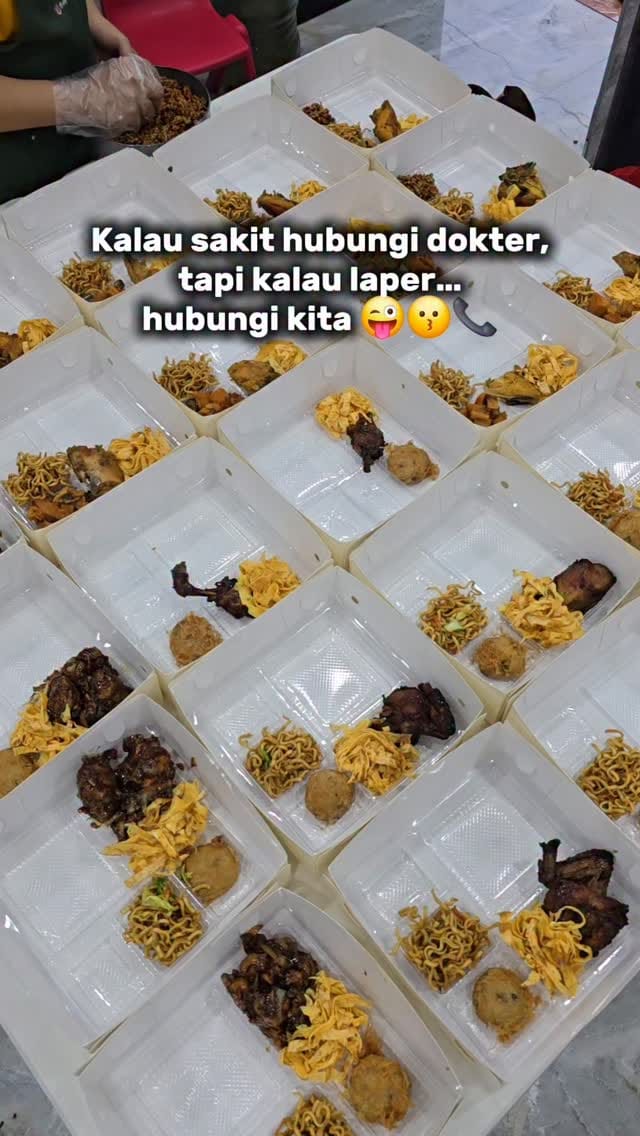 Post 1 by tumpeng jakarta bekasi catering jakarta on Instagram (video)