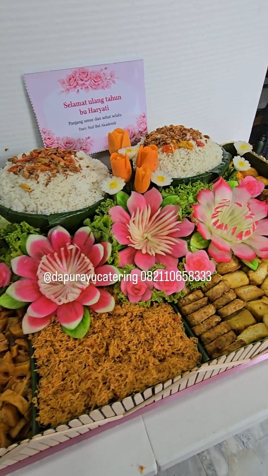 Post 3 by tumpeng jakarta bekasi catering jakarta on Instagram (video)