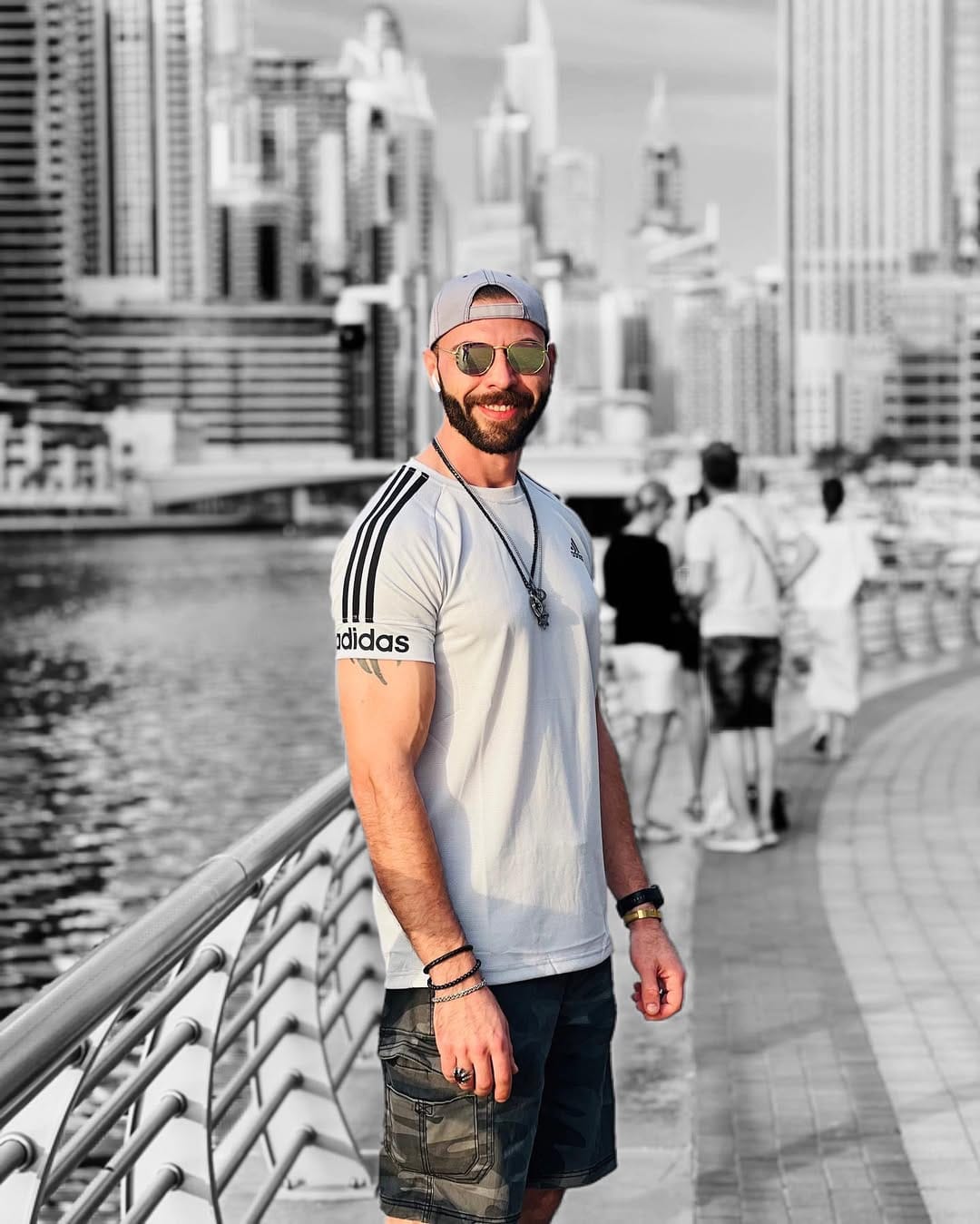 Post 8 by Fadi Alquraan ⭐️ on Instagram (carousel)