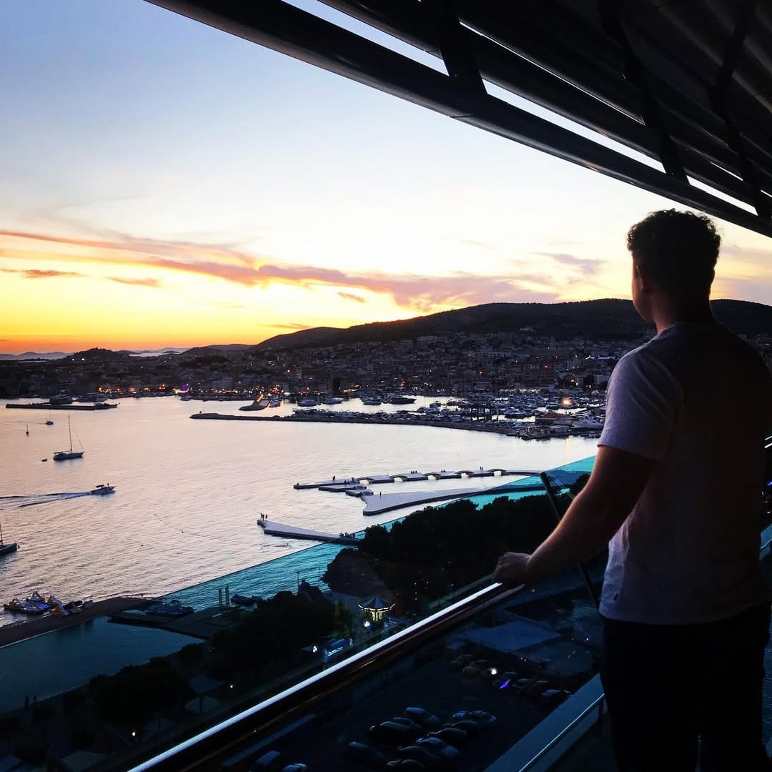 Post 10 by Marco Huppmann on Instagram (image)