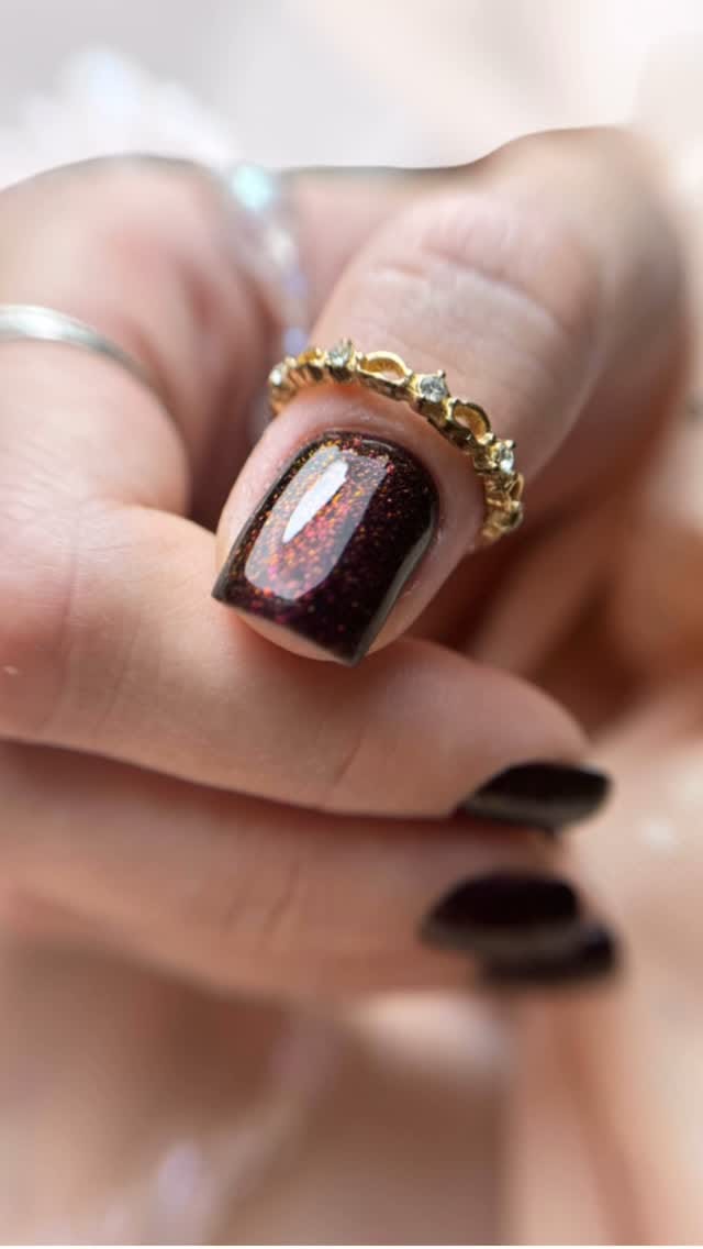 Post 9 by Violeta Lopez Nails on Instagram (video)