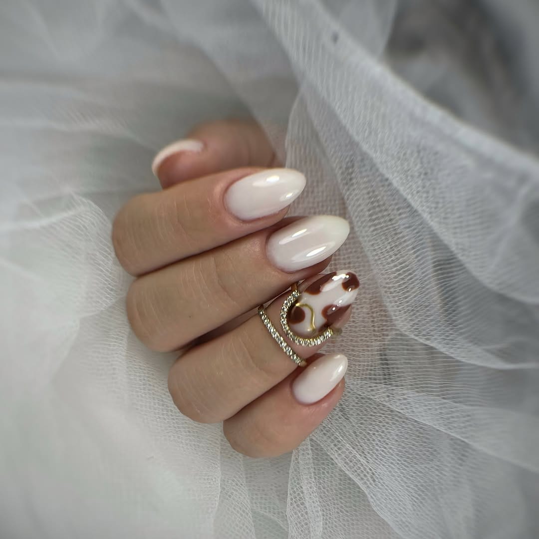 Post 7 by Violeta Lopez Nails on Instagram (image)