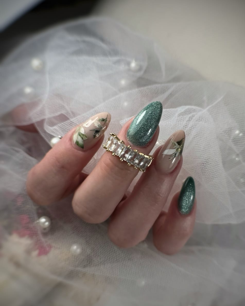 Post 5 by Violeta Lopez Nails on Instagram (image)