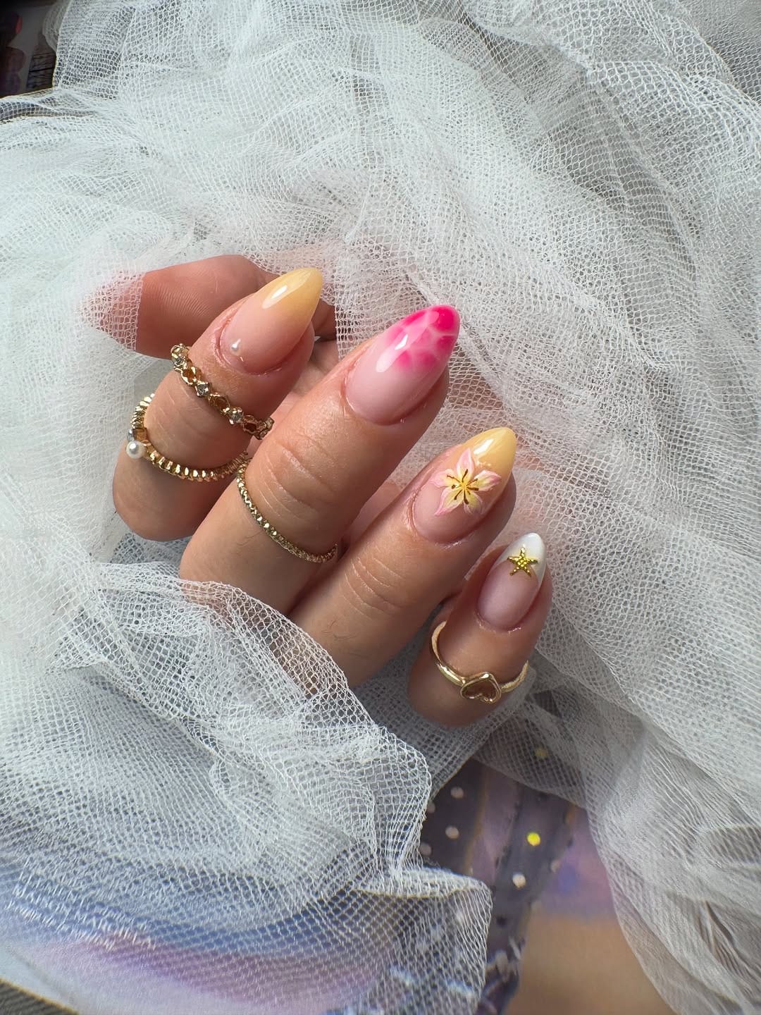 Post 3 by Violeta Lopez Nails on Instagram (image)