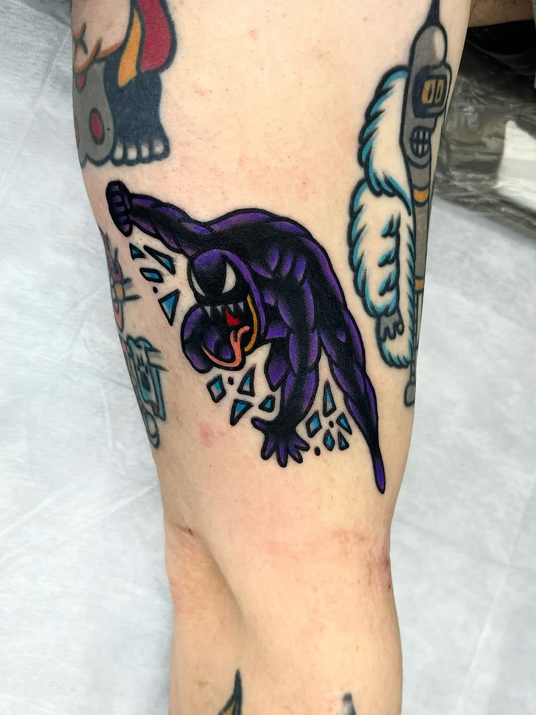 Post 2 by 올드스쿨타투 • 천안타투 • 서울타투 • seoultattoo • oldschooltattoo on Instagram (carousel)