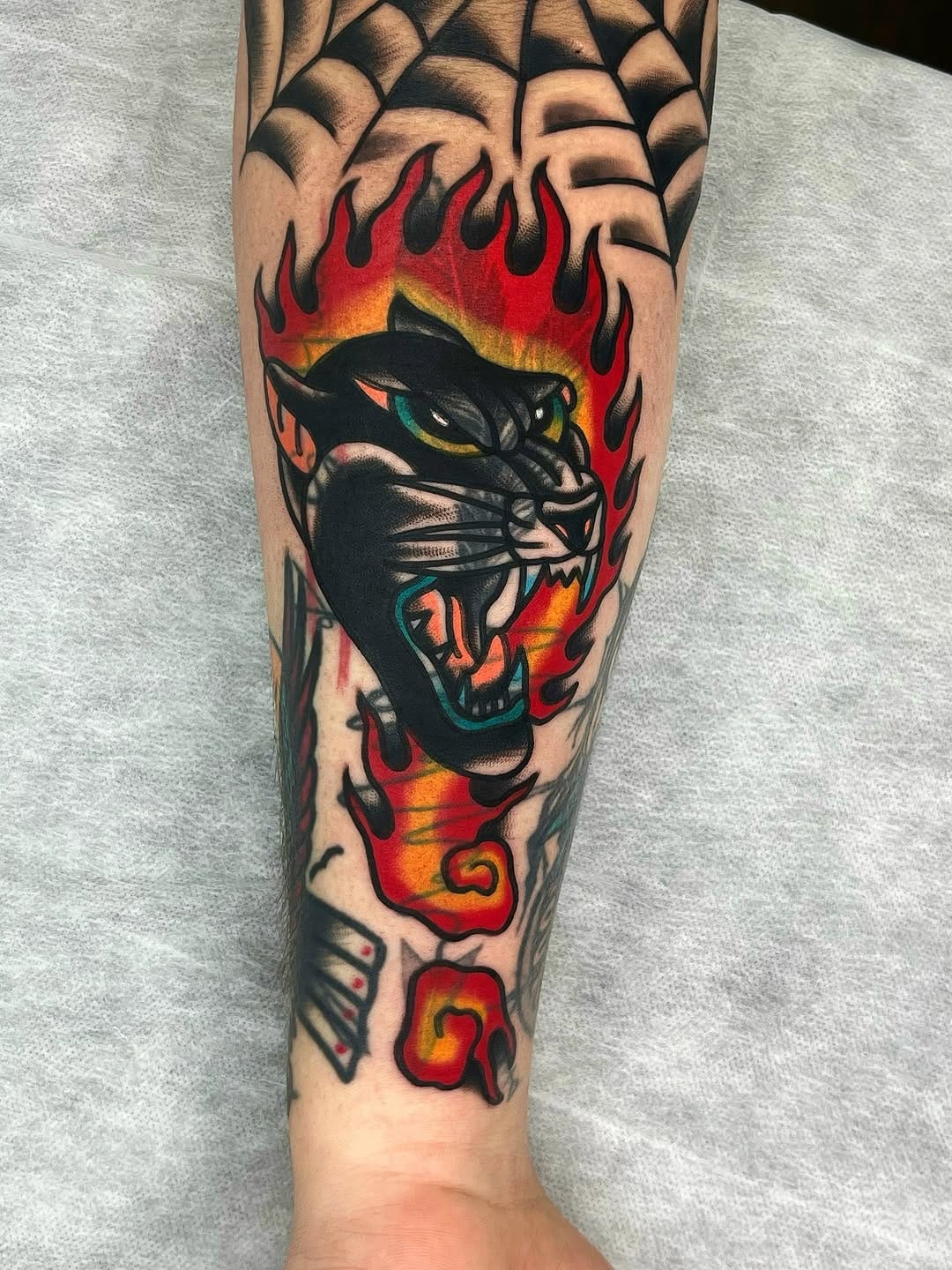 Post 7 by 올드스쿨타투 • 천안타투 • 서울타투 • seoultattoo • oldschooltattoo on Instagram (carousel)