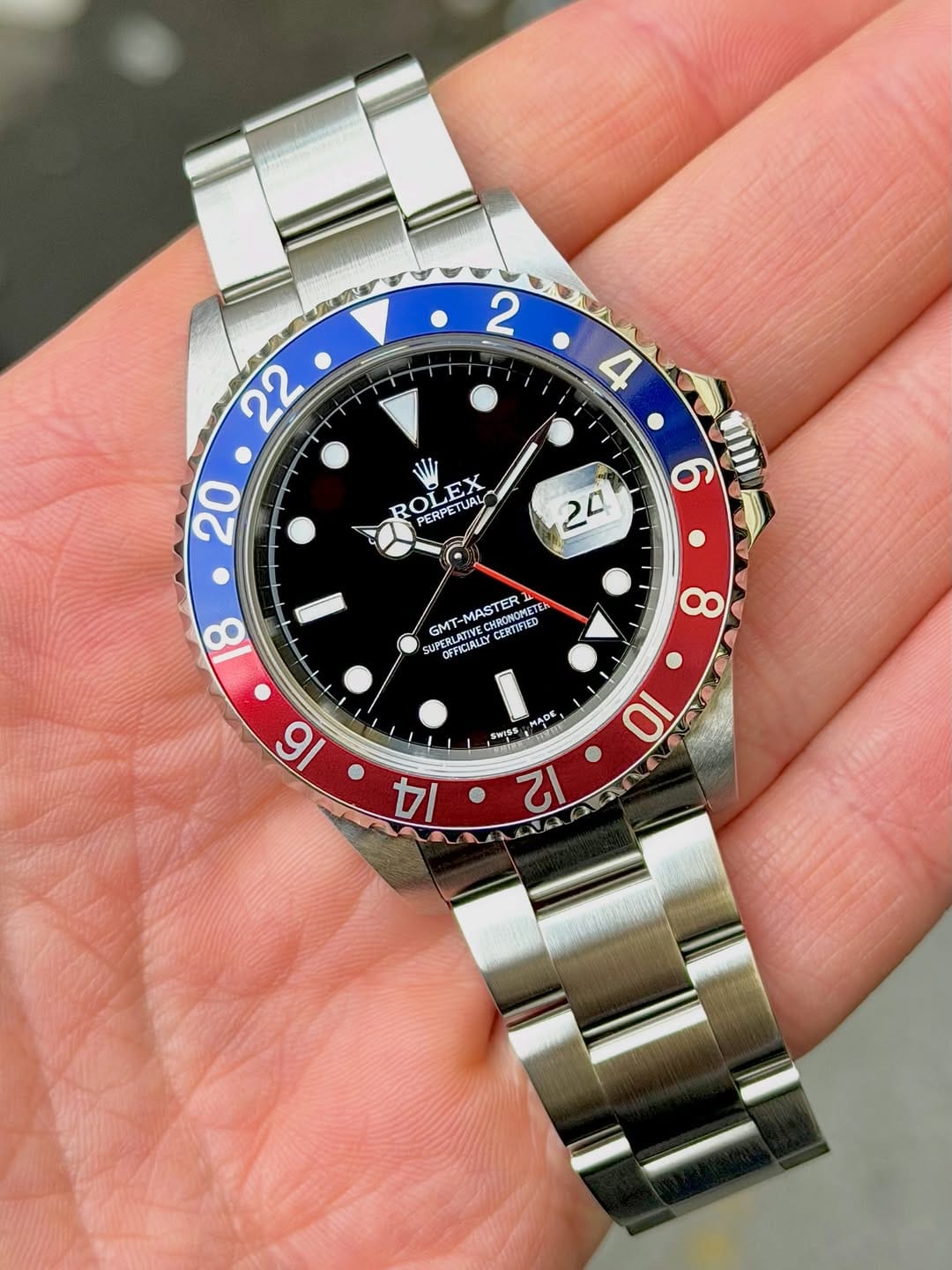 Post 5 by Olivine Prestige on Instagram (image)