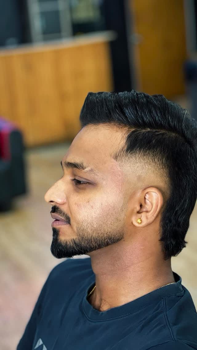 Post 2 by Romeo's Studio Barbershop on Instagram (video)