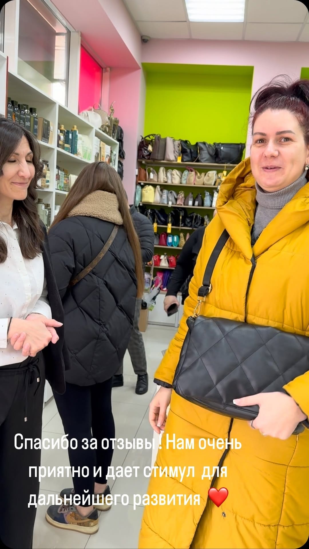 Post 1 by Vsya Kosmetika Оптом on Instagram (video)