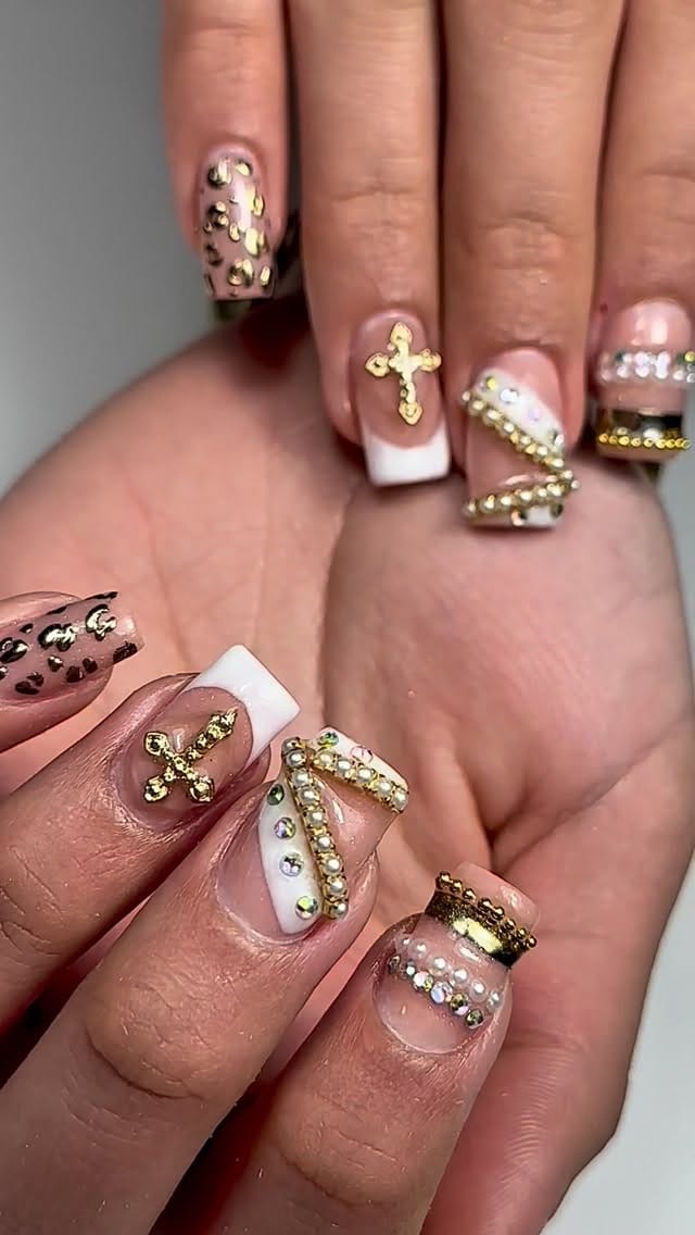 Post 1 by Sayesha_nailstudio on Instagram (video)
