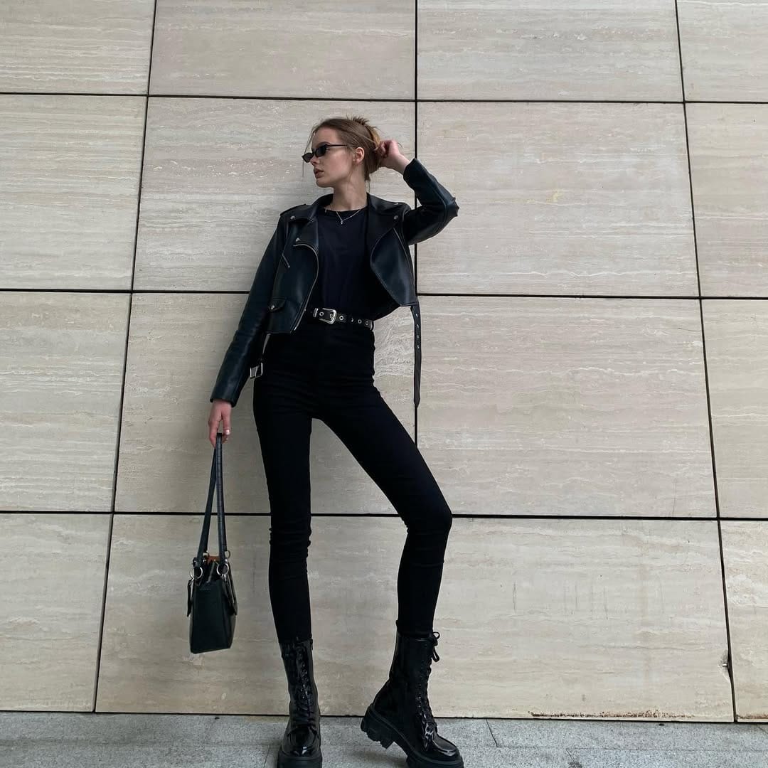 Post 7 by 𝐀𝐥𝐞𝐤𝐬𝐚𝐧𝐝𝐫𝐚 𝐊𝐚𝐬𝐩𝐫𝐳𝐚𝐤 on Instagram (carousel)
