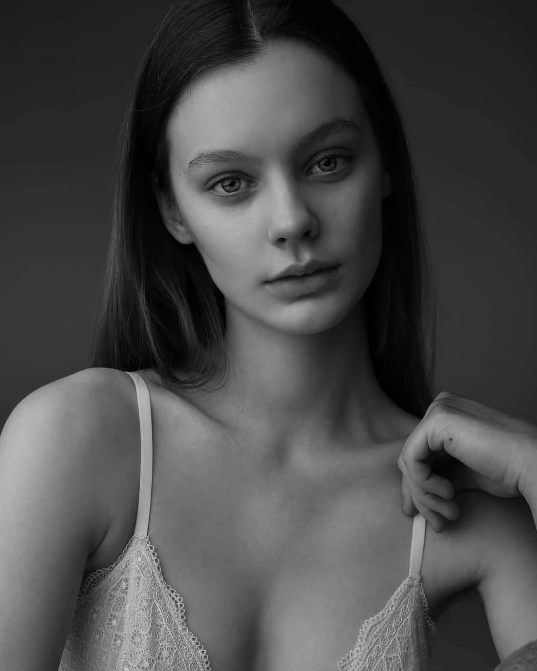 Post 8 by 𝐀𝐥𝐞𝐤𝐬𝐚𝐧𝐝𝐫𝐚 𝐊𝐚𝐬𝐩𝐫𝐳𝐚𝐤 on Instagram (image)
