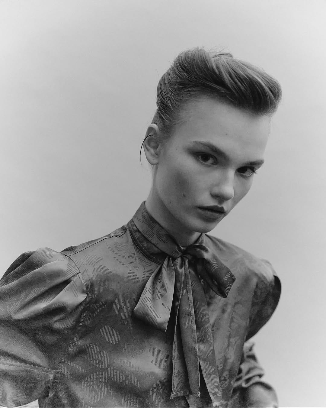 Post 10 by Maria Paz Urra Makeup&Hair on Instagram (carousel)
