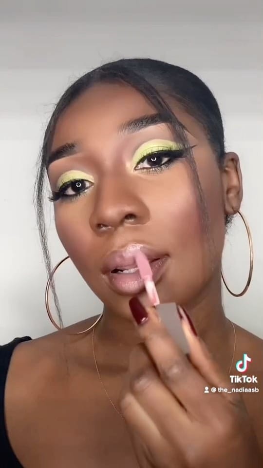 Post 4 by Nadia 💋 on Instagram (video)