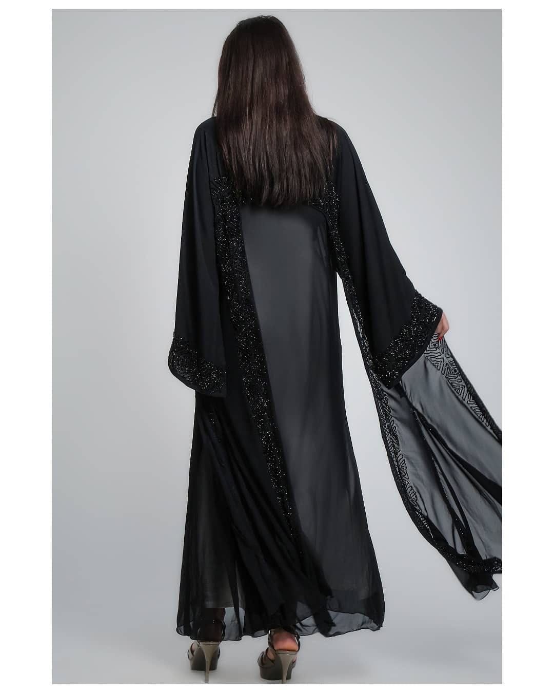 Post 4 by THE BACKSTAGE BOUTIQUE on Instagram (image)