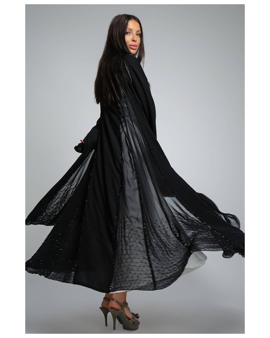 Post 2 by THE BACKSTAGE BOUTIQUE on Instagram (image)