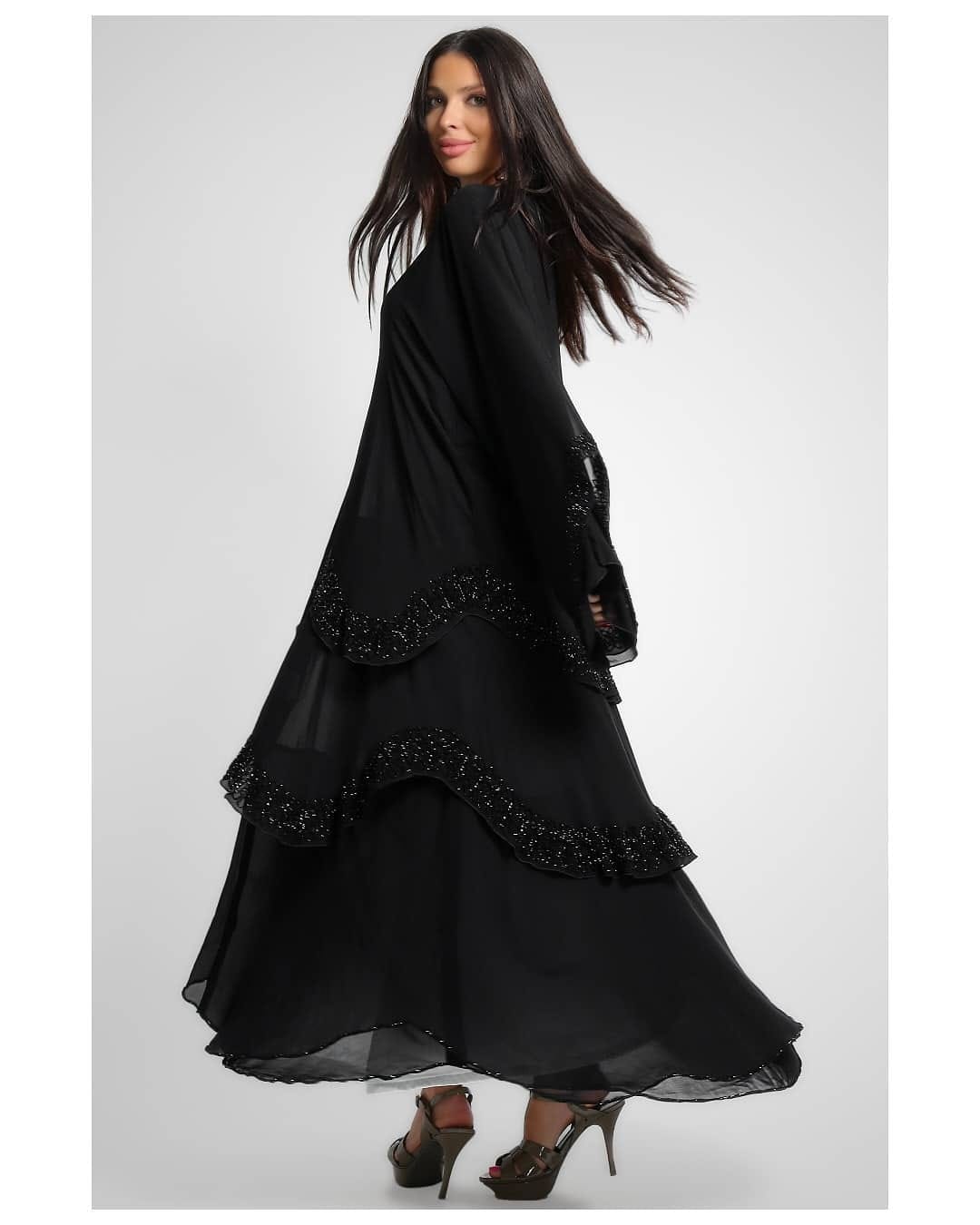 Post 10 by THE BACKSTAGE BOUTIQUE on Instagram (image)