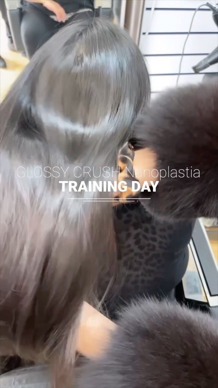 Post 3 by 𝑩𝑹𝑨𝒁𝑰𝑳𝑰𝑨𝑵 𝑲𝑬𝑹𝑨𝑻𝑰𝑵 𝑩𝑳𝑶𝑾𝑫𝑹𝒀 on Instagram (video)