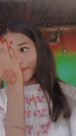 Post 8 by Mun Queen on Instagram (video)