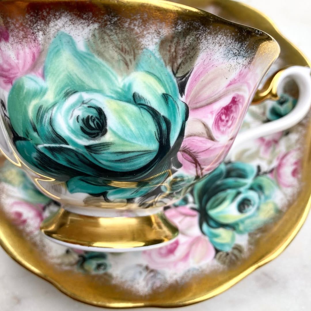 Post 10 by The Beloved Teacup on Instagram (image)