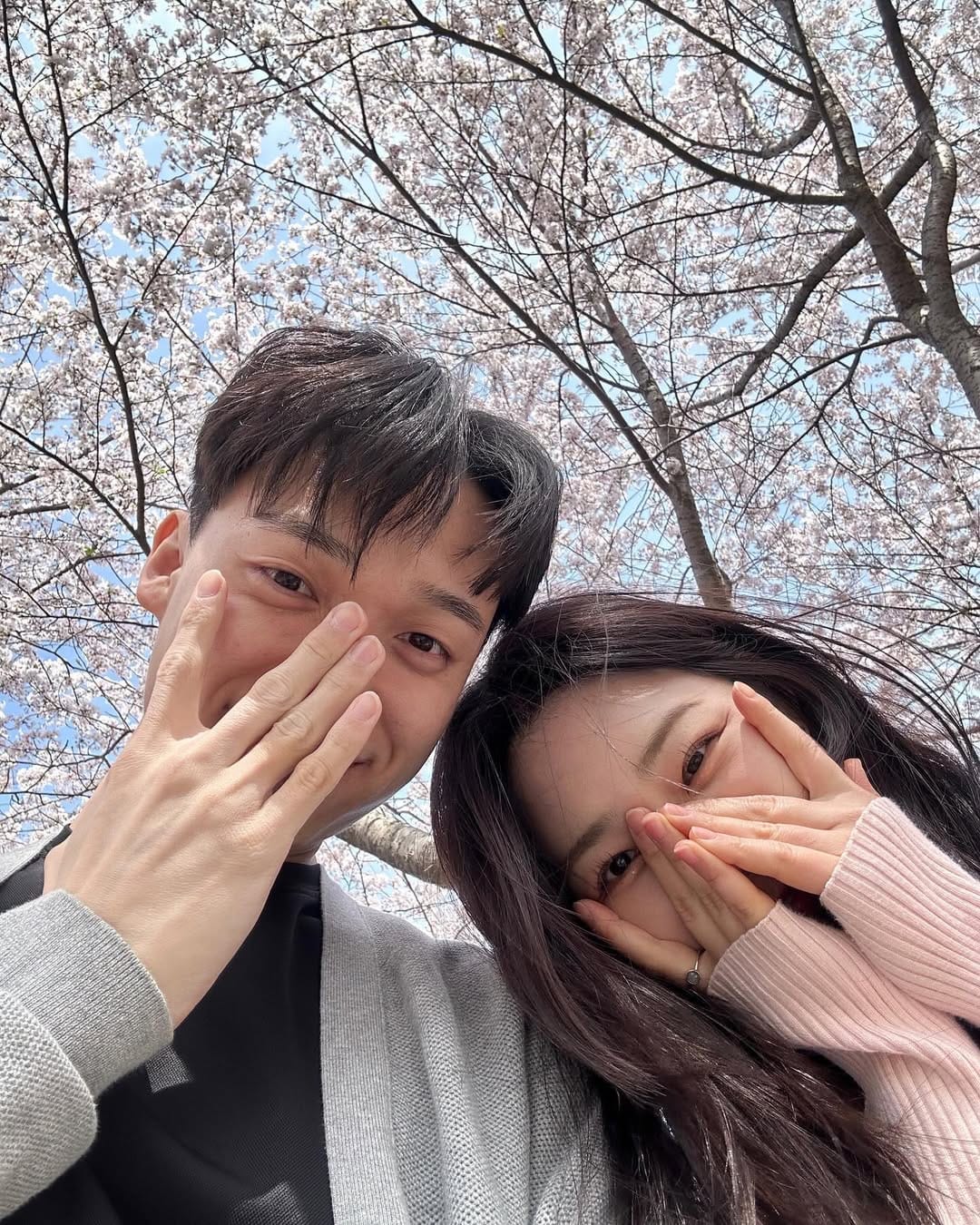 Post 8 by 김영훈 on Instagram (carousel)