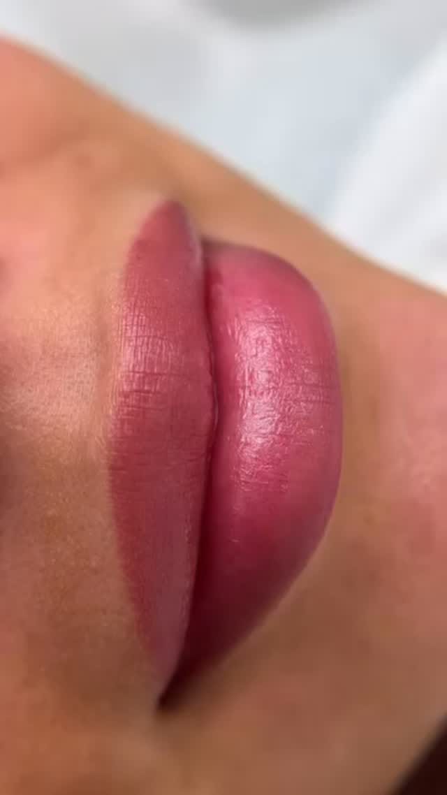 Post 3 by Yasemin Kartal on Instagram (video)
