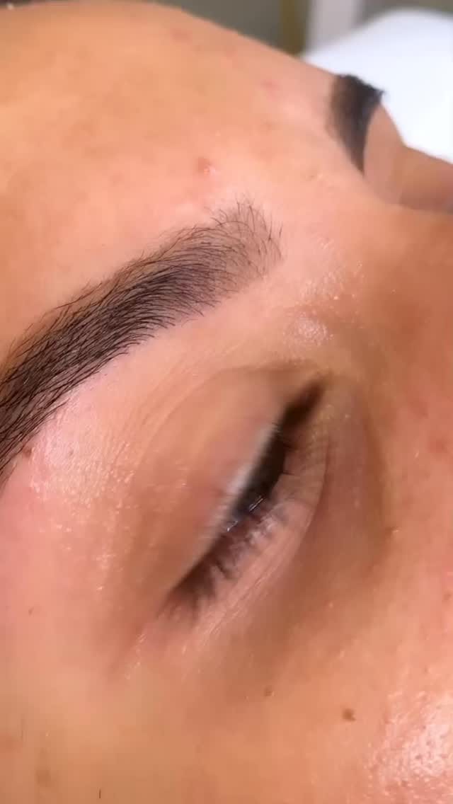 Post 4 by Yasemin Kartal on Instagram (video)