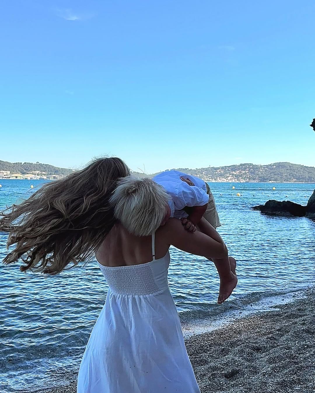 Post 2 by Alina Kovtun on Instagram (carousel)