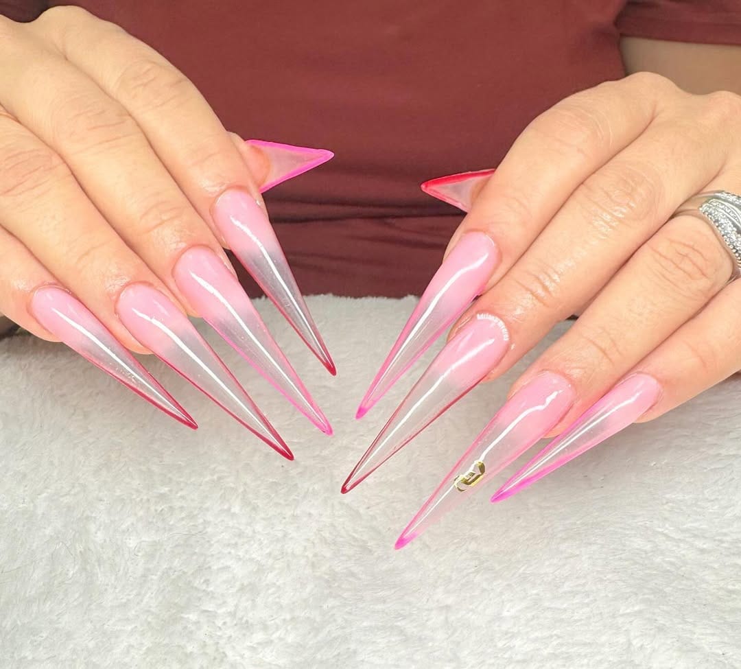 Post 6 by 3D Nails Salon on Instagram (image)