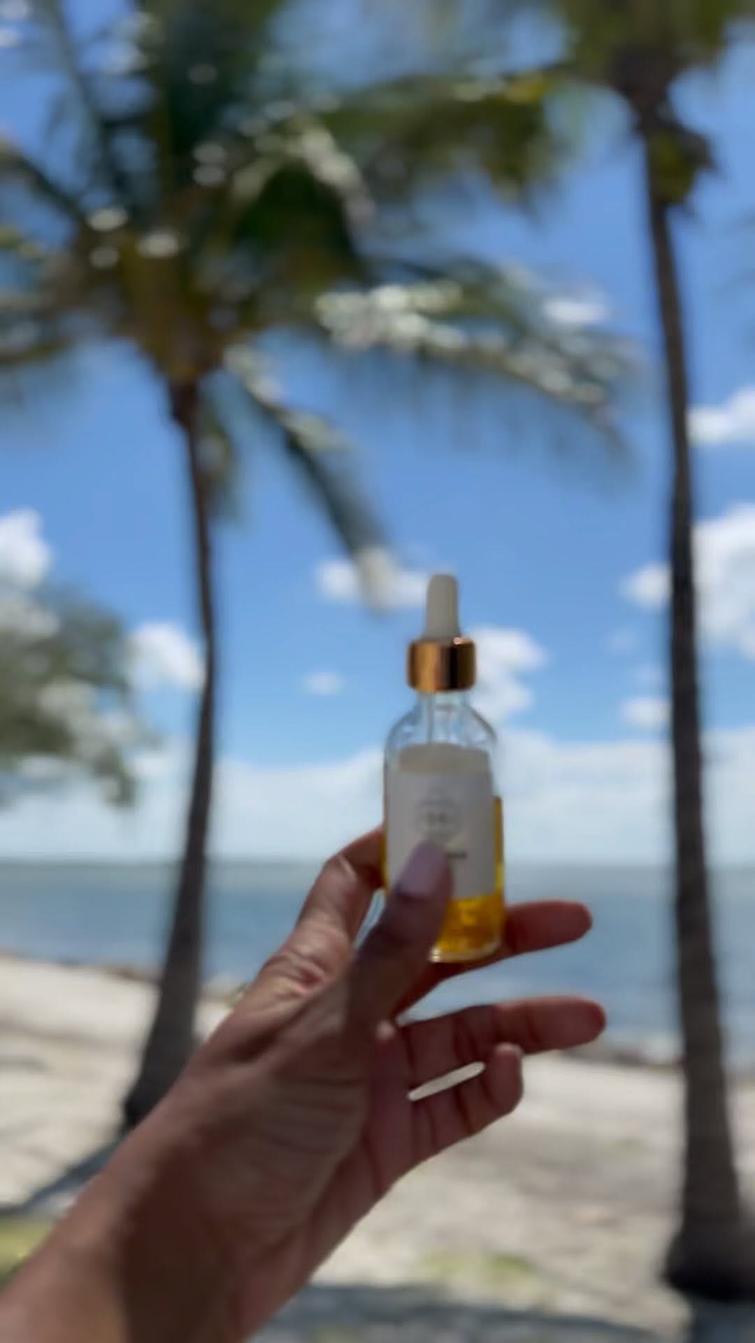 Post 2 by Herganix Blend on Instagram (video)