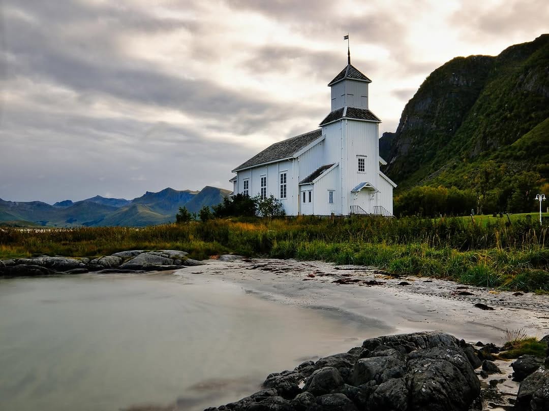 Post 8 by Mark Campbell on Instagram (image)