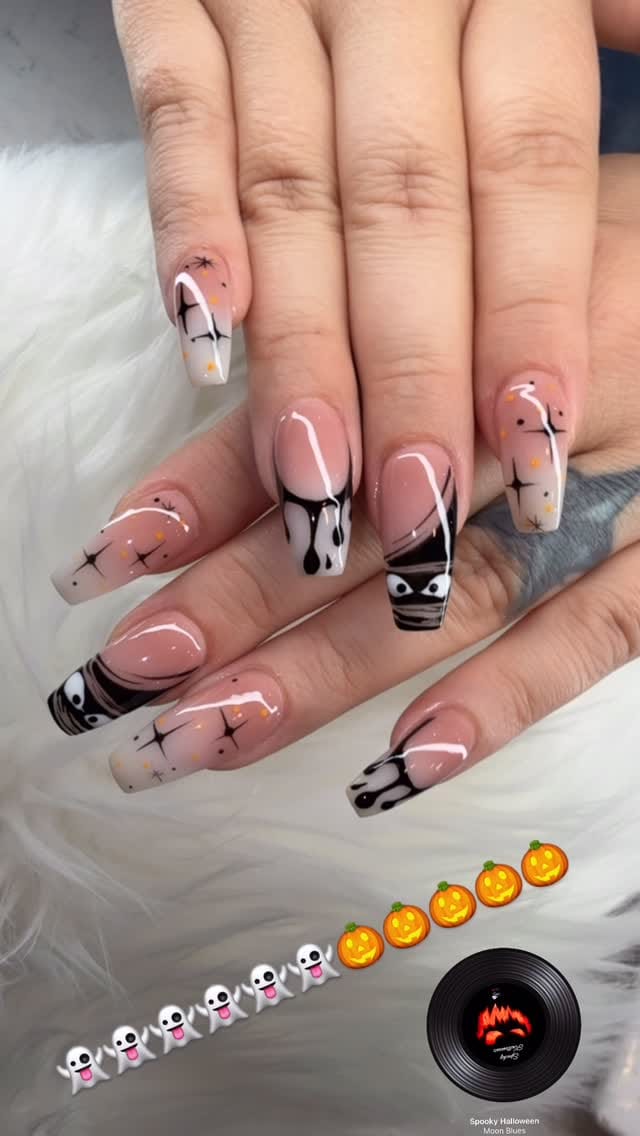 Post 10 by @sarana_nails on Instagram (video)