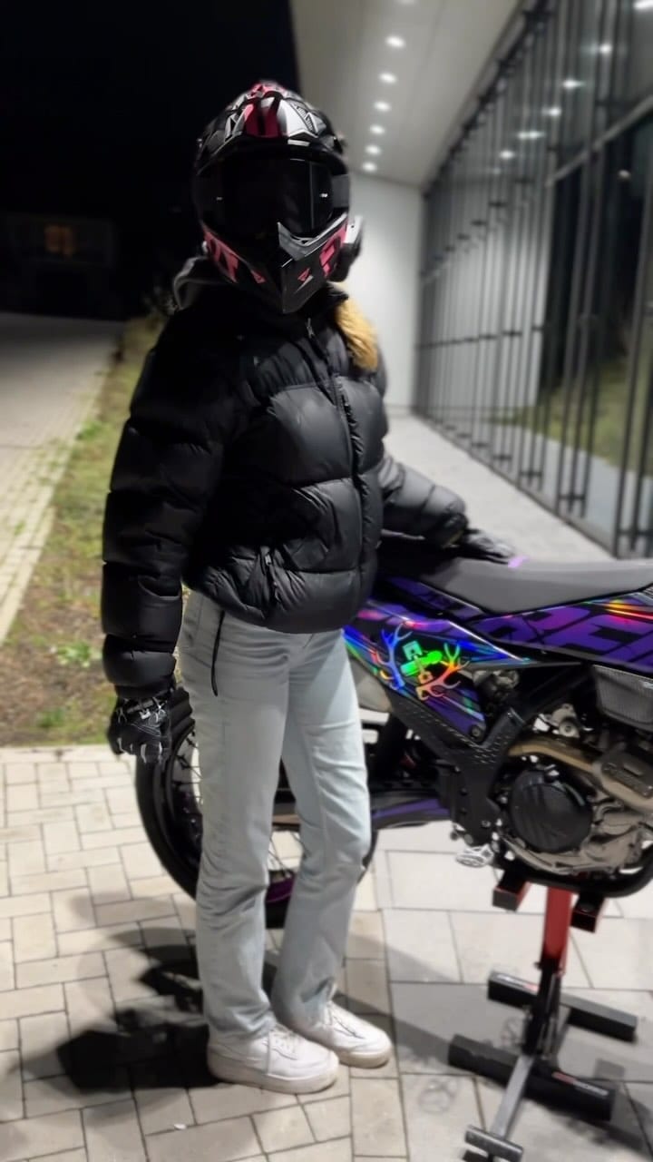 Post 8 by emxma | supermoto⚡️ on Instagram (video)