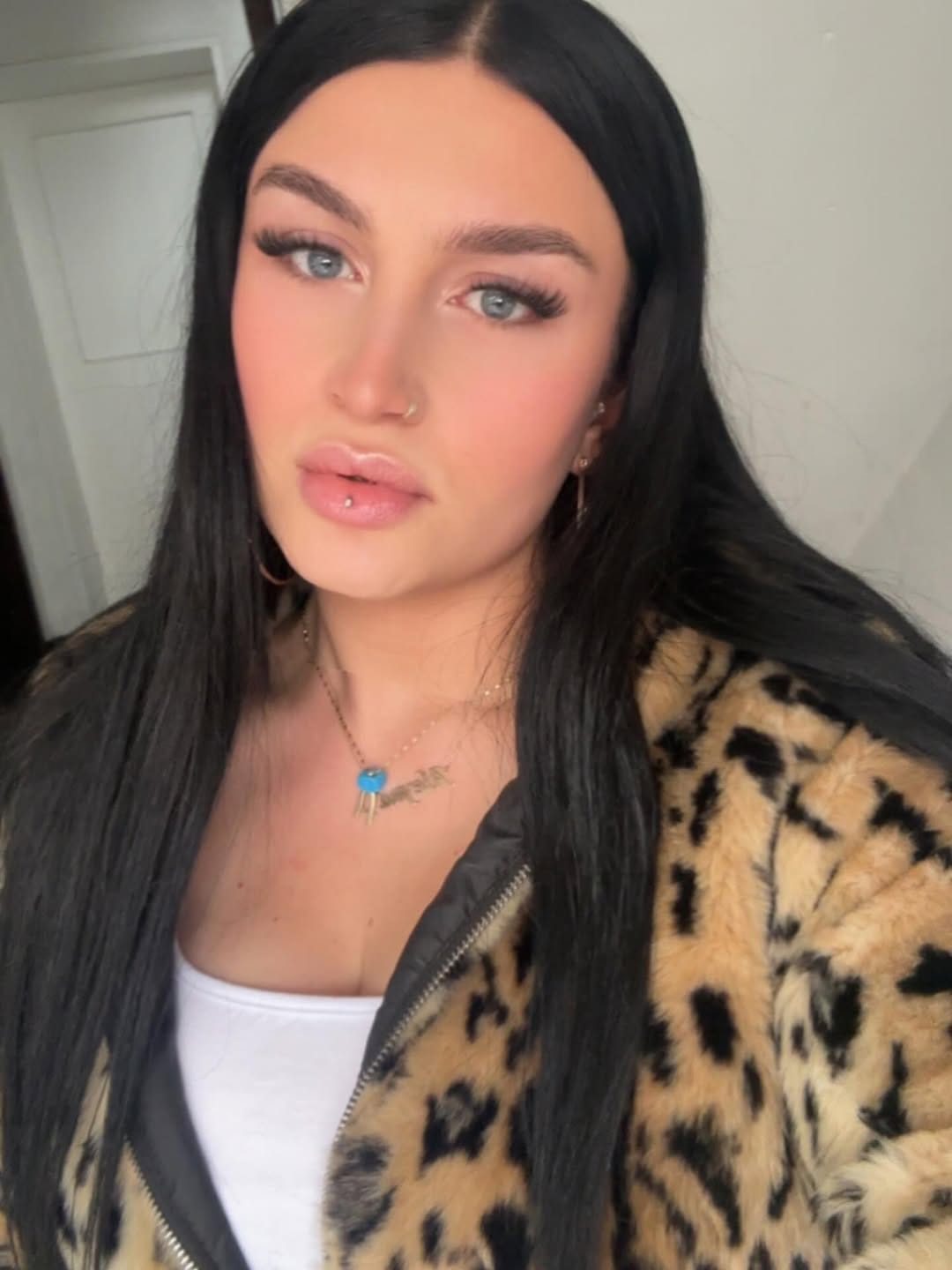 Post 2 by 𝓐𝓵𝓮𝔂𝓷𝓪 - Ş𝓱𝓲𝓻𝓲𝓷 👸🏻🇹🇷🐝 on Instagram (image)