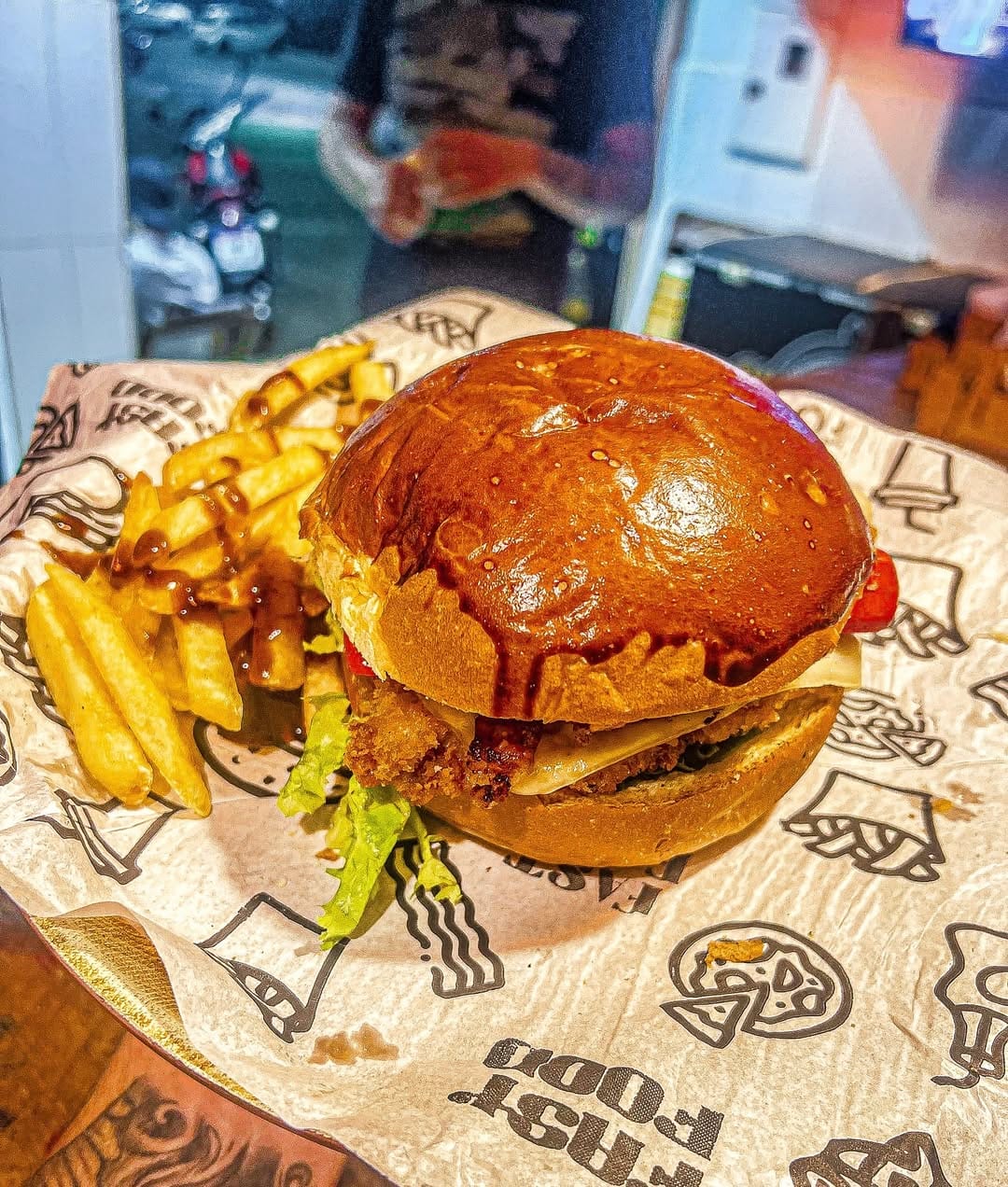 Post 8 by OnBurguer Hamburgueria on Instagram (image)