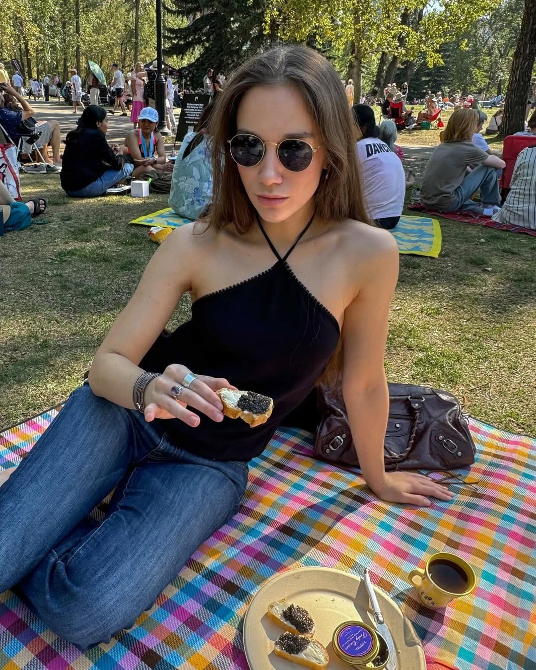 Post 10 by Daria Purley on Instagram (carousel)