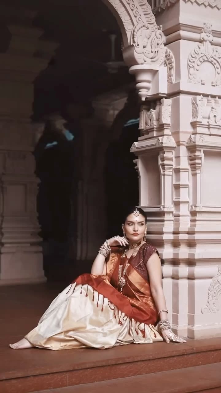 Post 3 by Laxman Prakash on Instagram (video)