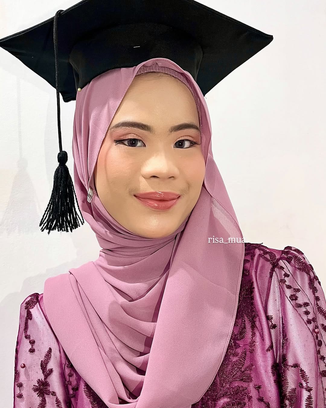 Post 1 by MUA HOME SERVICE MURAH on Instagram (image)