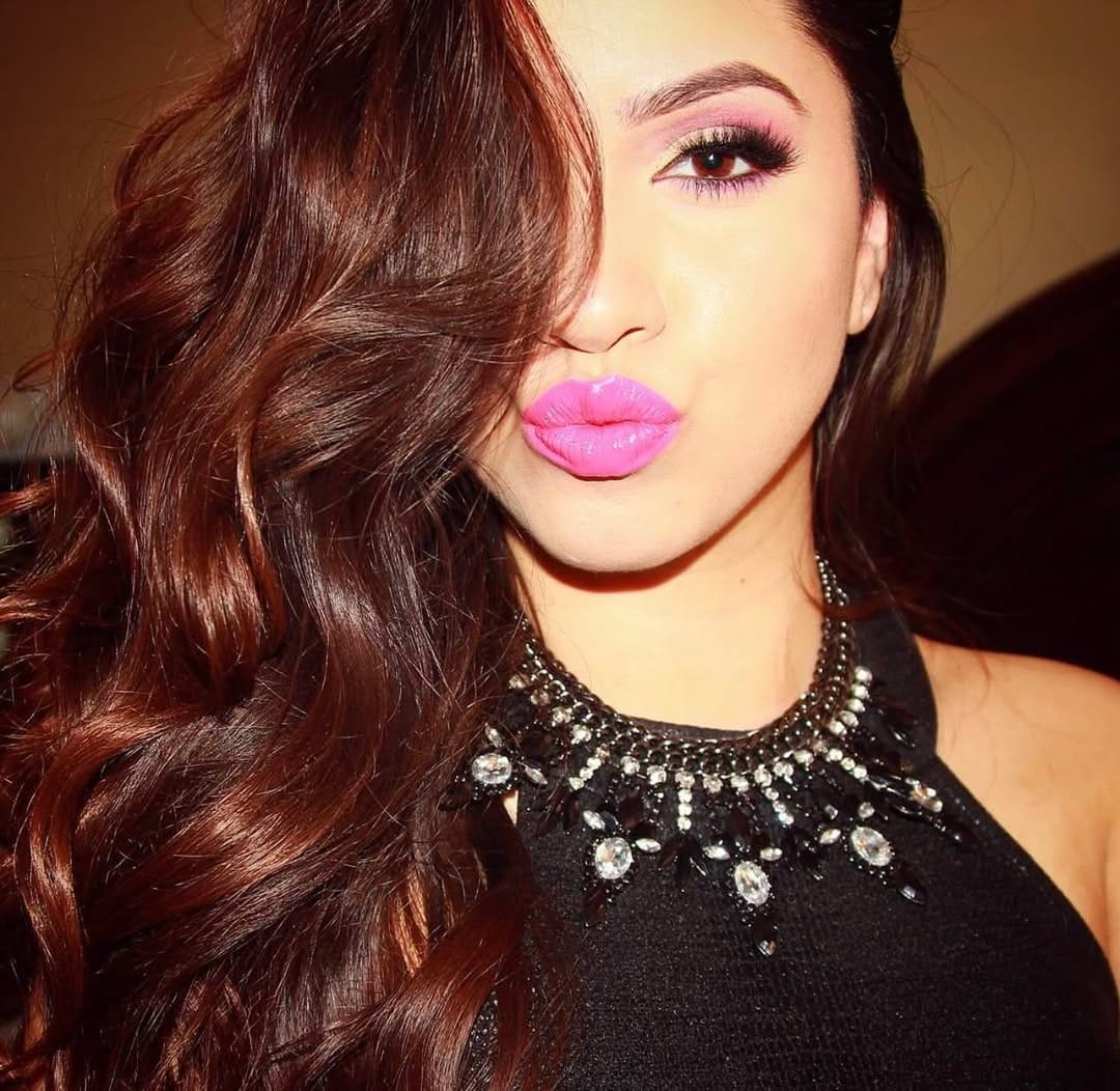 Post 5 by Natalie San Antonio Makeup artist | photographer | hairstylist on Instagram (carousel)