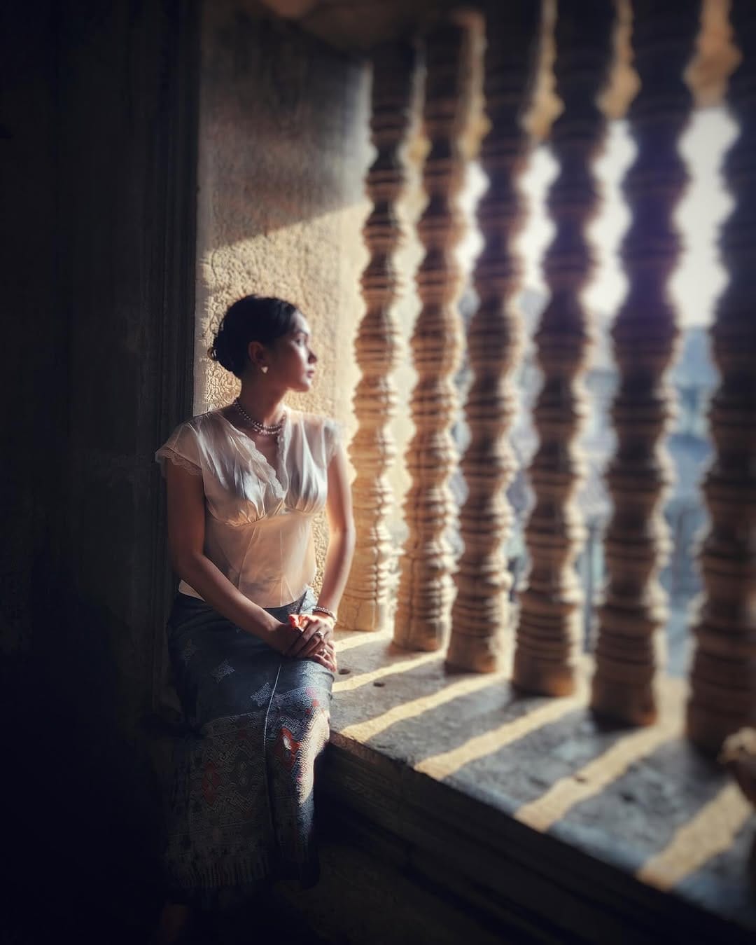 Post 4 by ទូ on Instagram (carousel)
