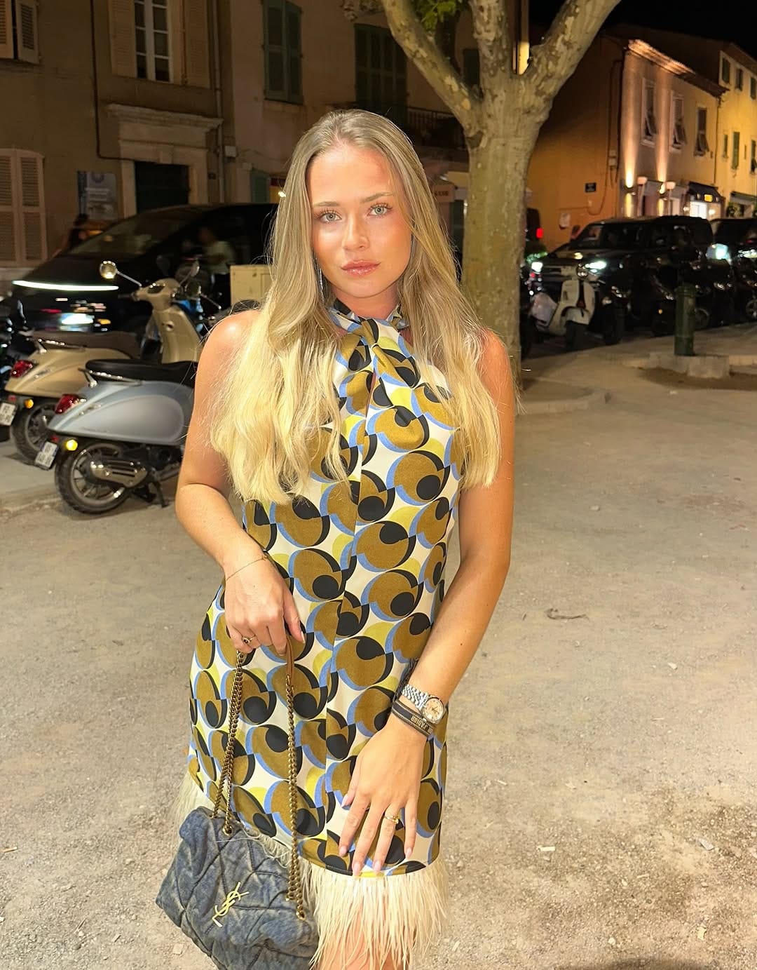 Post 8 by Carla🤍 on Instagram (carousel)