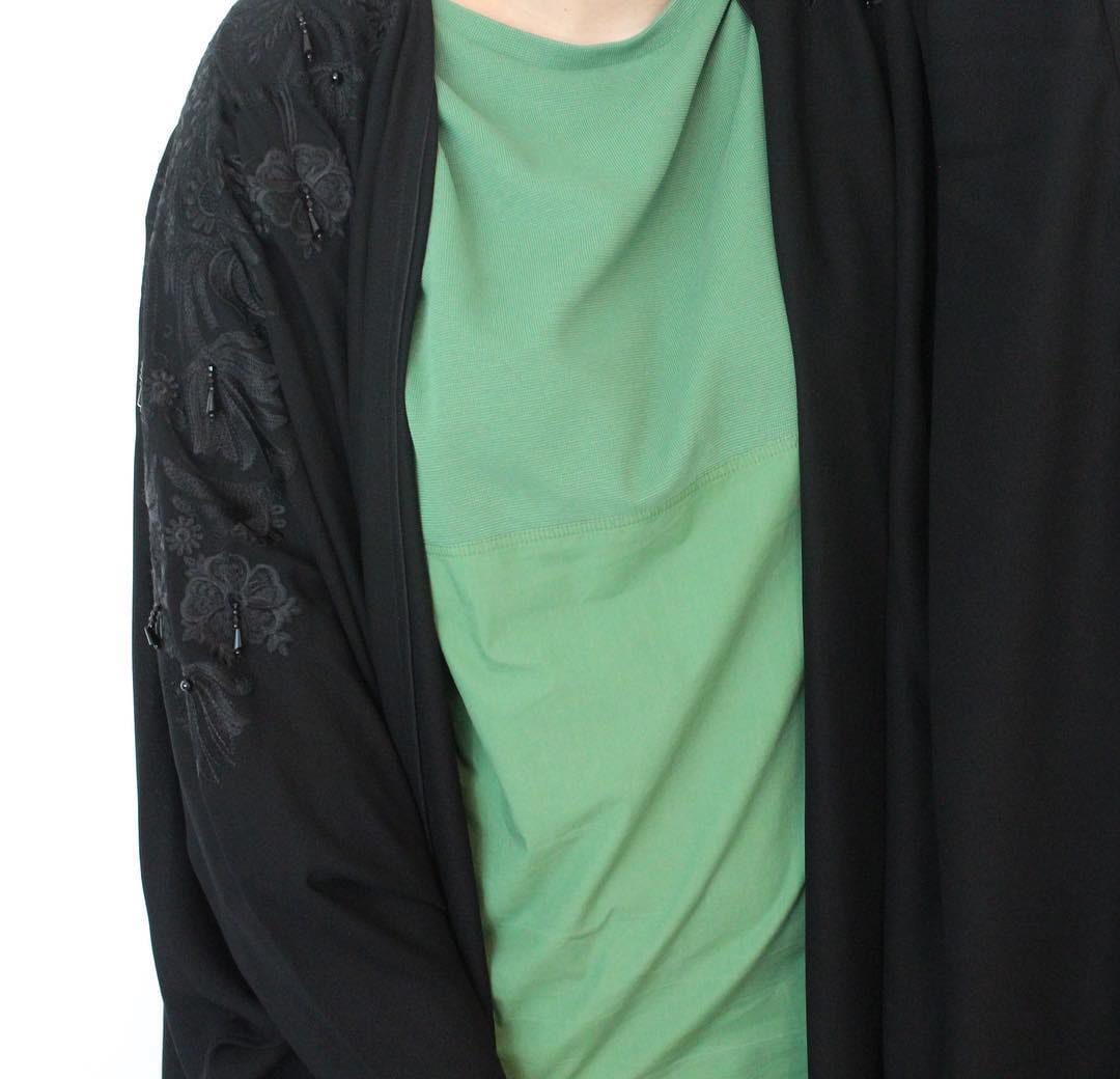 Post 8 by French Abayas 🇫🇷 on Instagram (image)