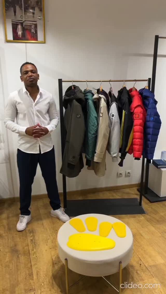 Post 10 by Mouss adame on Instagram (video)