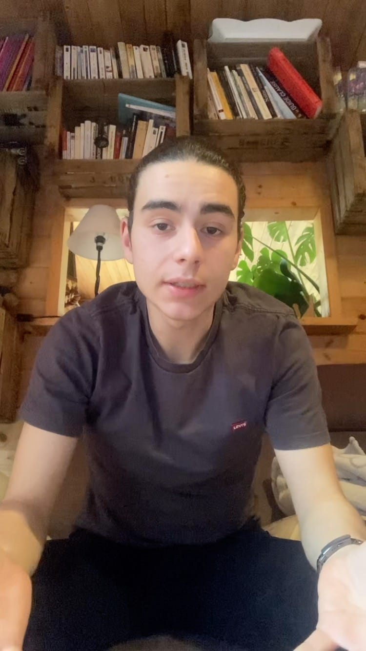 Post 1 by Léo on Instagram (video)
