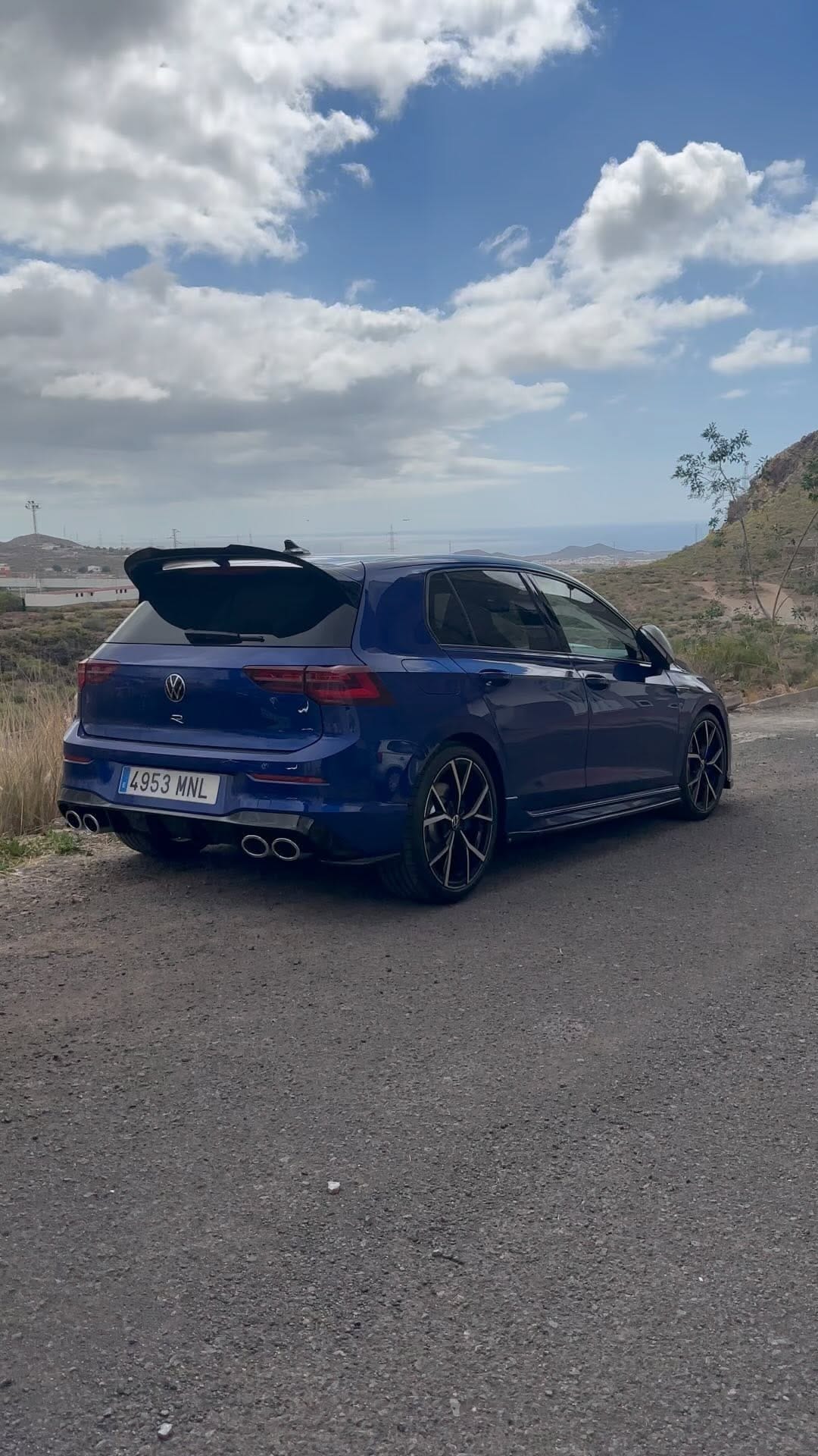 Post 2 by Borja GTI AW on Instagram (video)