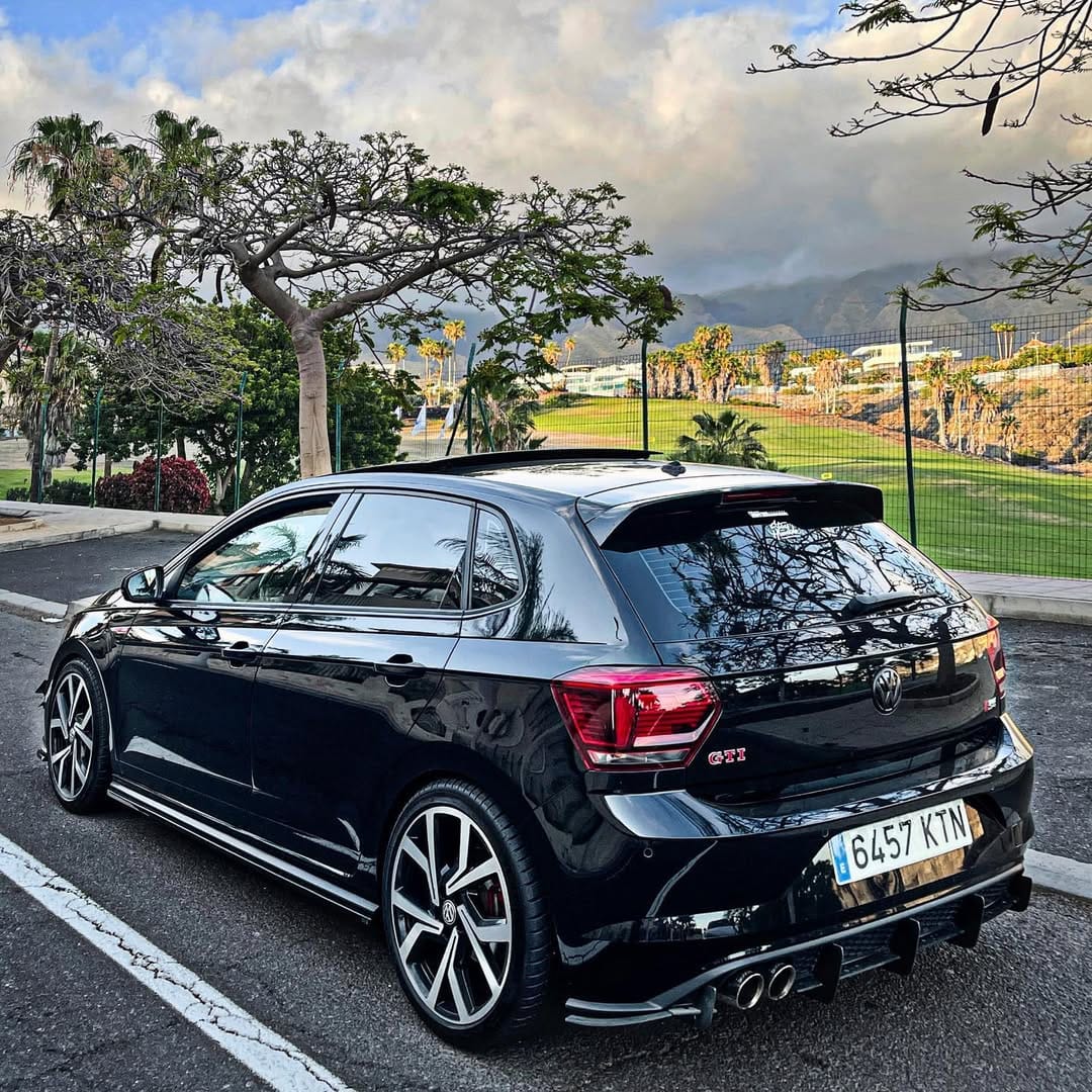 Post 10 by Borja GTI AW on Instagram (image)