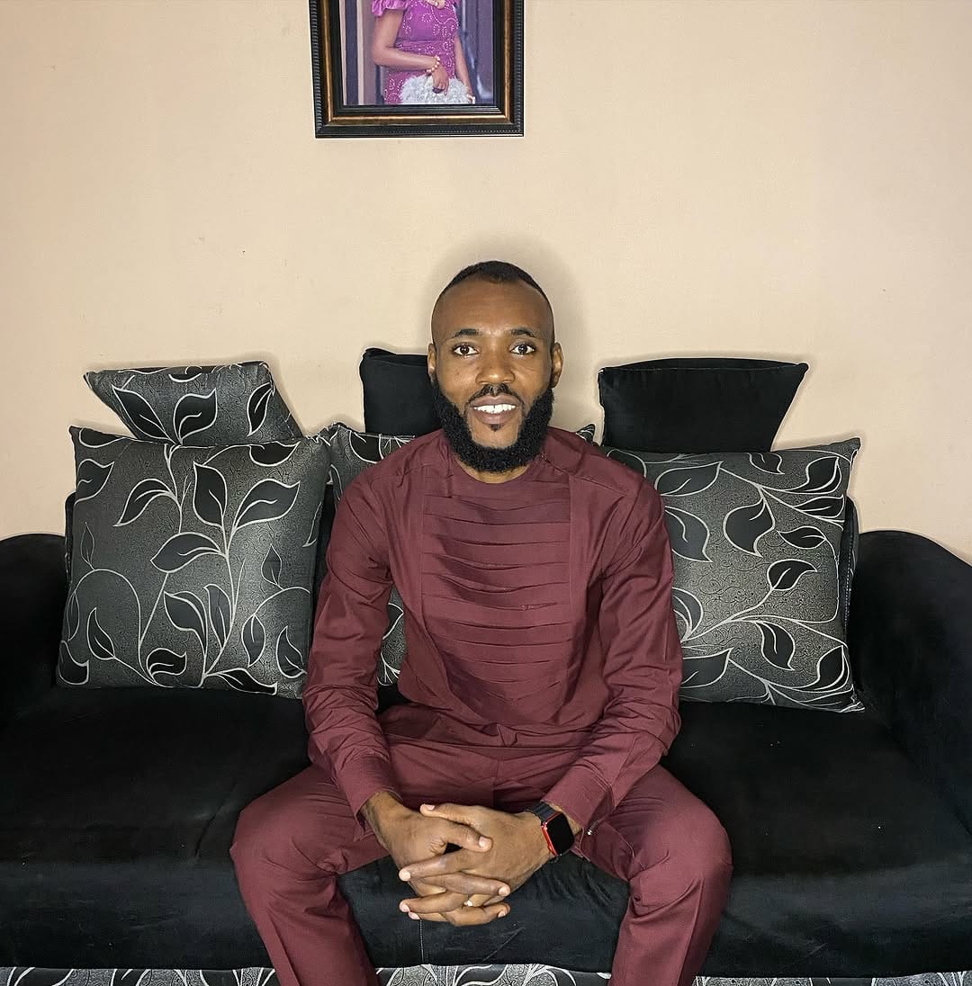 Post 4 by Matthew Selong Edem on Instagram (image)