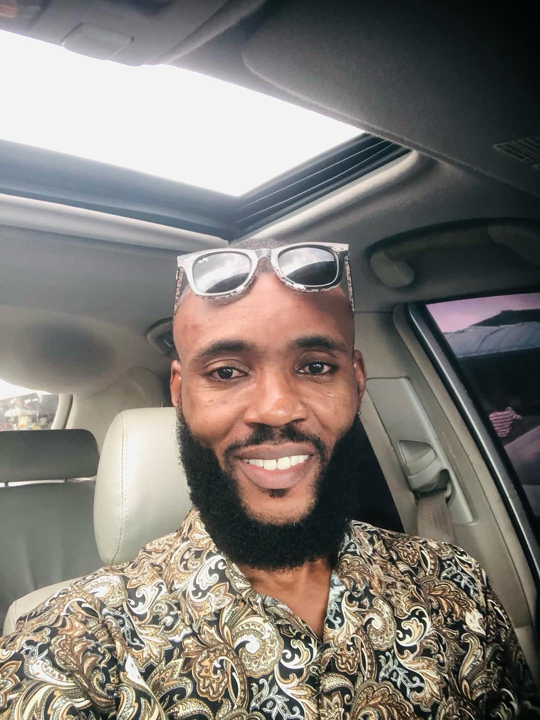 Post 1 by Matthew Selong Edem on Instagram (image)