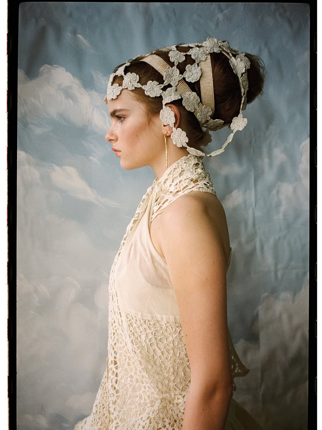 Post 7 by Makeup Hair Artist / Pilar Vilas on Instagram (carousel)