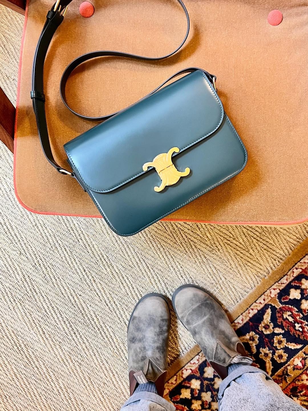 Post 6 by Cinq Août - Dépôt Vente 👗👖👜 on Instagram (carousel)